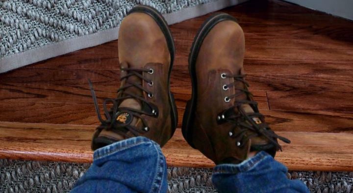 Trying out Timberland Pit Boss Steel Toe Industrial Work Boot in brown color