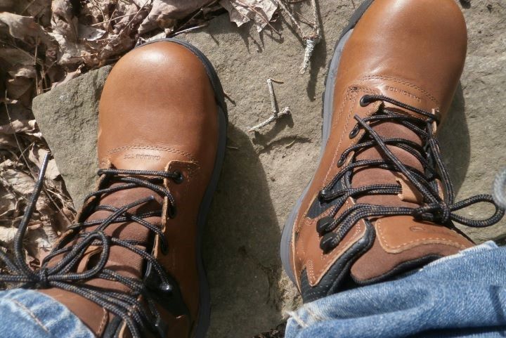 Confirming how durable and waterproofing the KEEN Utility asphalt work boots