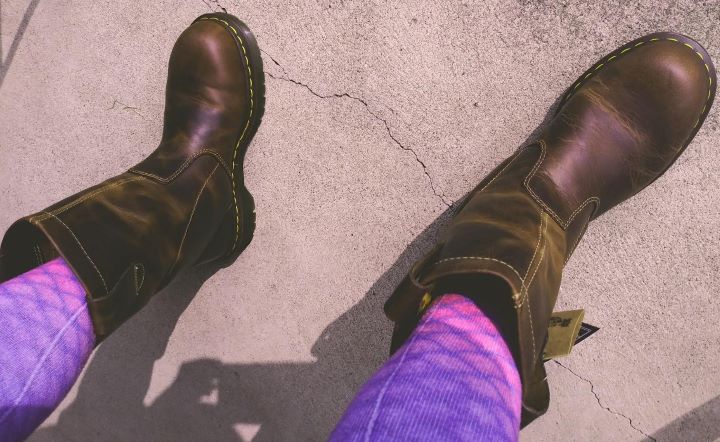 Confirming how supportive and comfortable are the Dr. Martens extra wide work boots