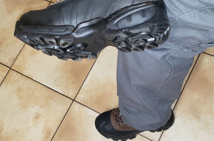 Having the lightweight breathable work boot from Skechers