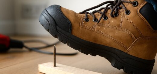 Perfect Puncture-Resistant Work Boots Featured Image